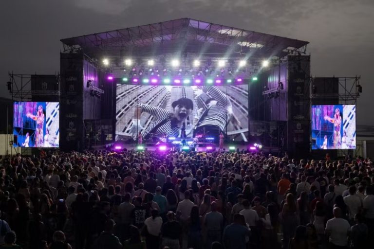 Аренда светодиодных шкафов 500х500